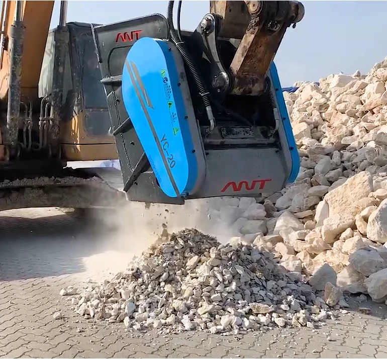 YC-20 Produto Disponível Tamanho Compacto Acionamento Hidráulico Balde Britador de Aço Preferencial para Produção de Areia para Ferramentas de Escavação
