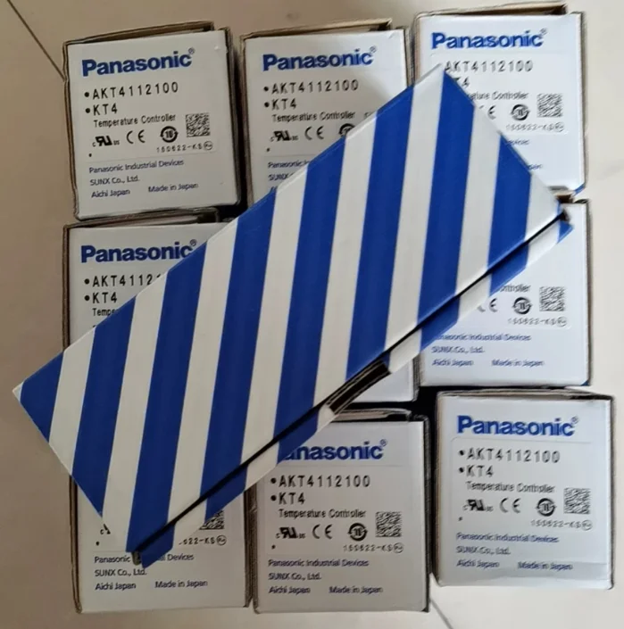 NEW IN BOX Panasonic AFPX-C14T Control Unit FP-XC14T 