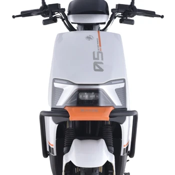 hot selling New Moddle Electric Scooter  At 60KM/H Speed