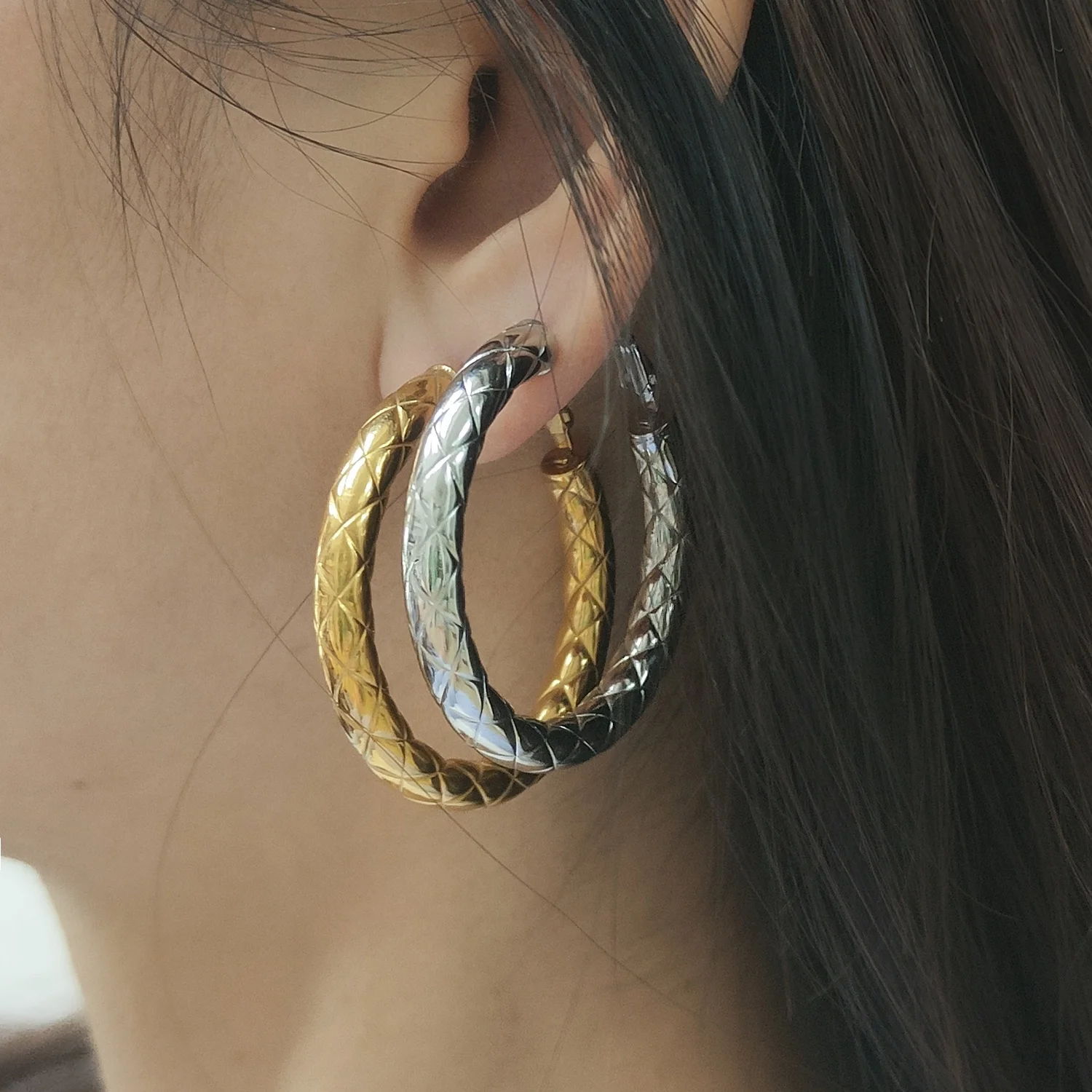 10 Best Chunky Earrings for Women 2023 – WWD