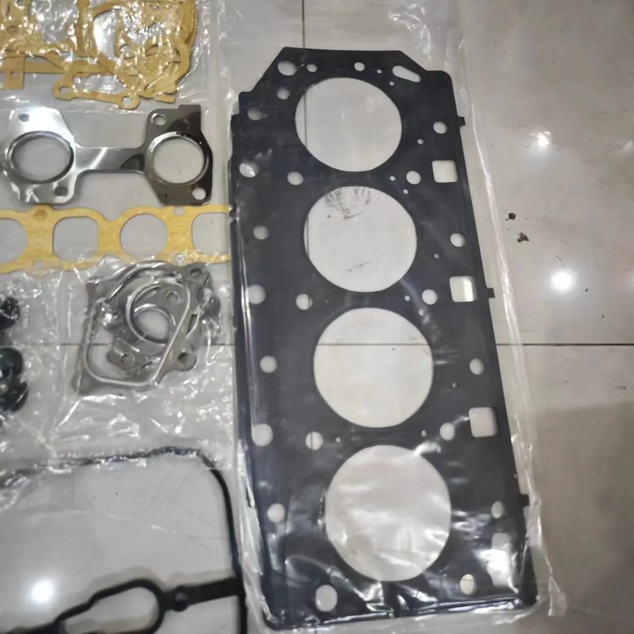 High-quality Engine Overhaul Kits for Automotive Engine Components in ...