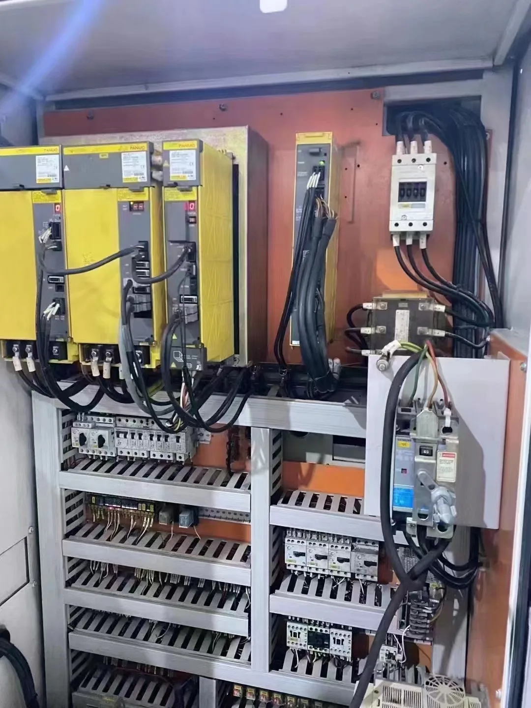 9-axis Dual Chuck CNC Machining on the DOOSAN SMX3100 Mill/turn