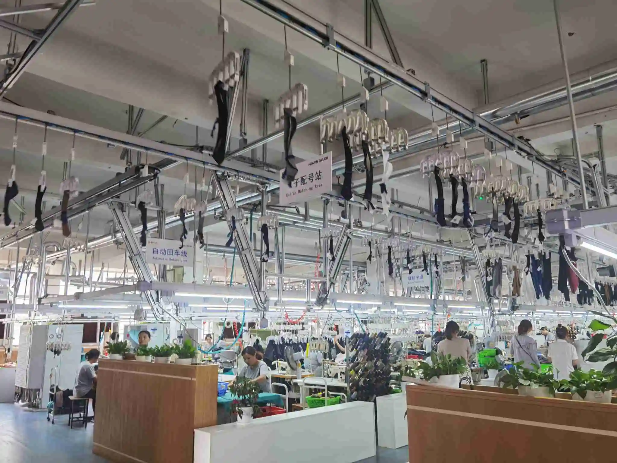 Suzhou Light Source Clothes&accessories Co., Ltd.