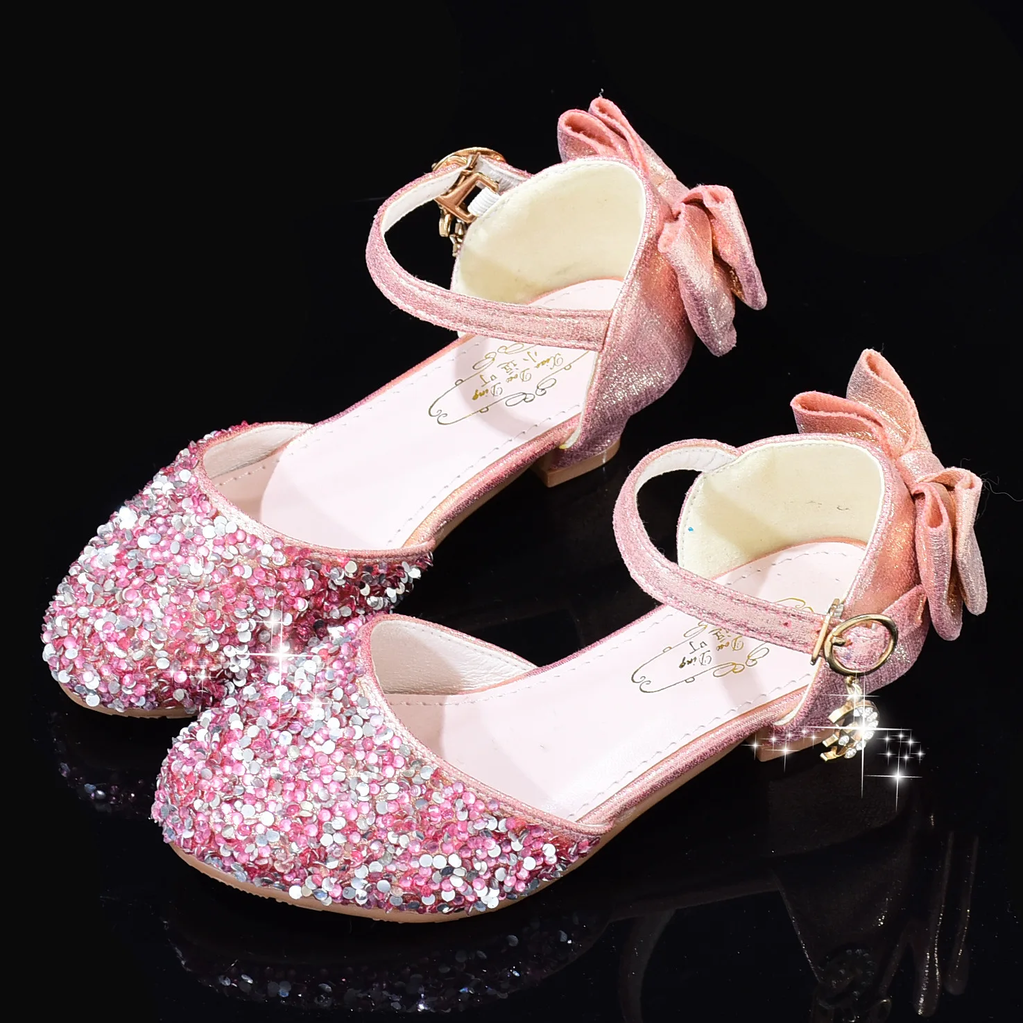批发女童公主鞋儿童高跟鞋凉鞋儿童时尚水晶亮片鞋