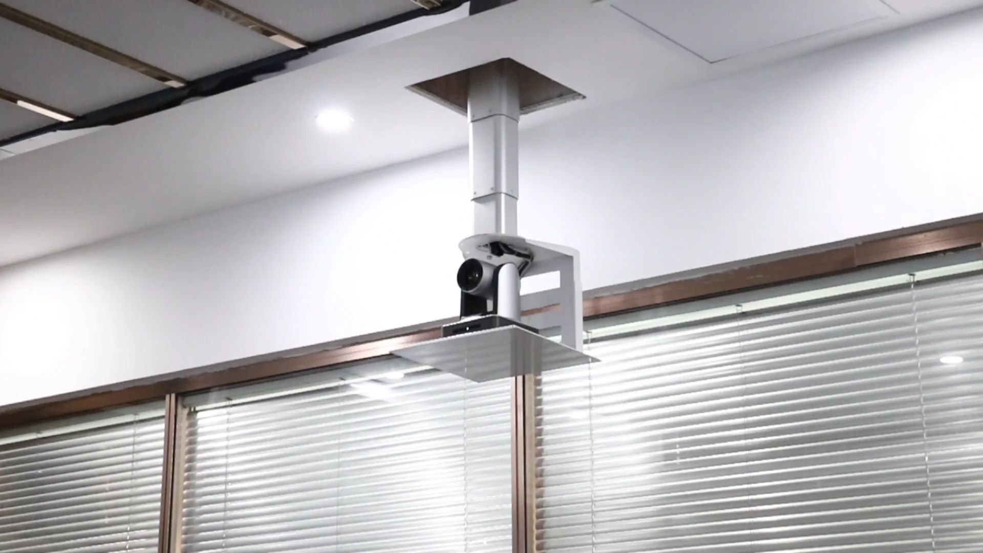 Motorized Projector Mount Hanger Hidden Projector Elevator With Remote Control Motorized