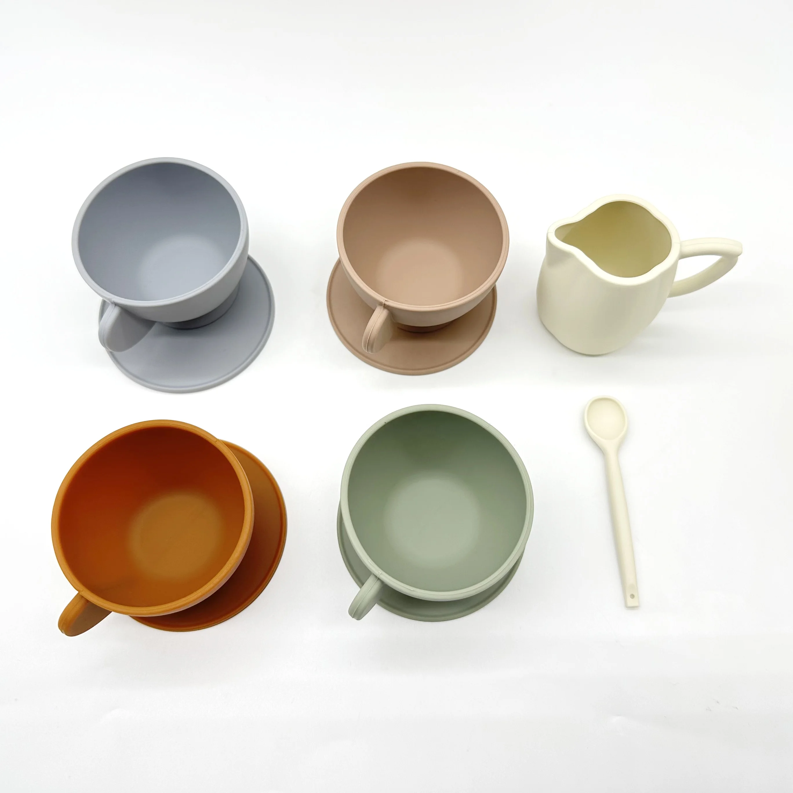 Силиконовый набор из 12 предметов для маленьких