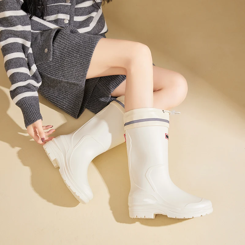 YL190 Customized Color Comfortable Non-slip Outdoor Waterproof Women's PVC Rain Boots for Ladies