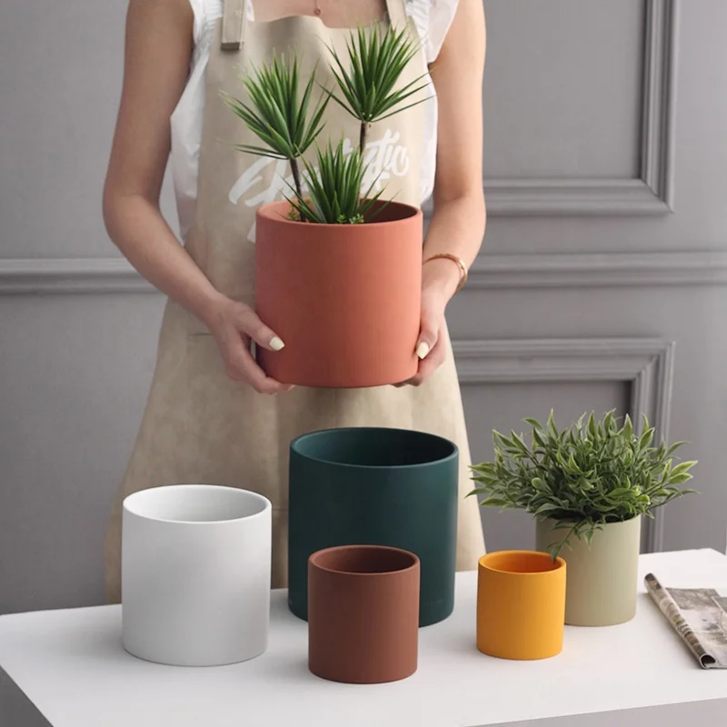 Custom Nordic Modern Succulent Planter Small Decorative Ceramic Plant Pots Indoor Clay Terracotta Flower Pot for Plants