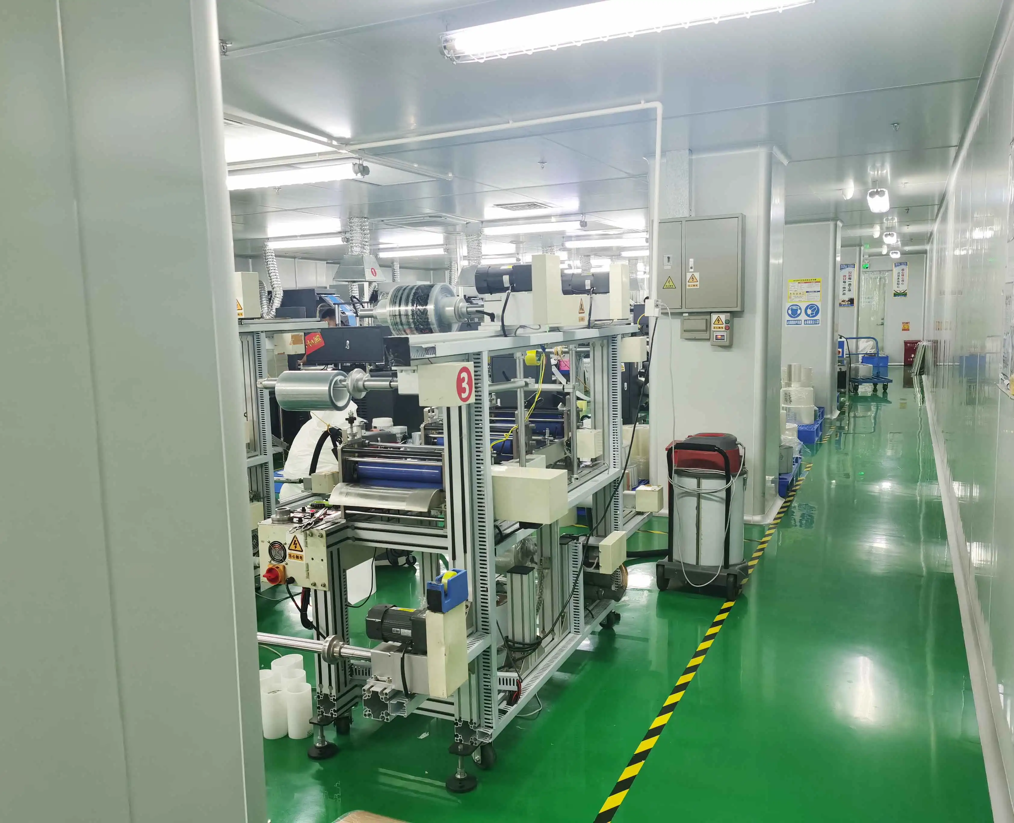 X5T7 Hydrogel Film Cutting Machine - Precision & Flexibility