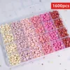 Ensemble de perles de lettres de couleur pour la Saint-Valentin