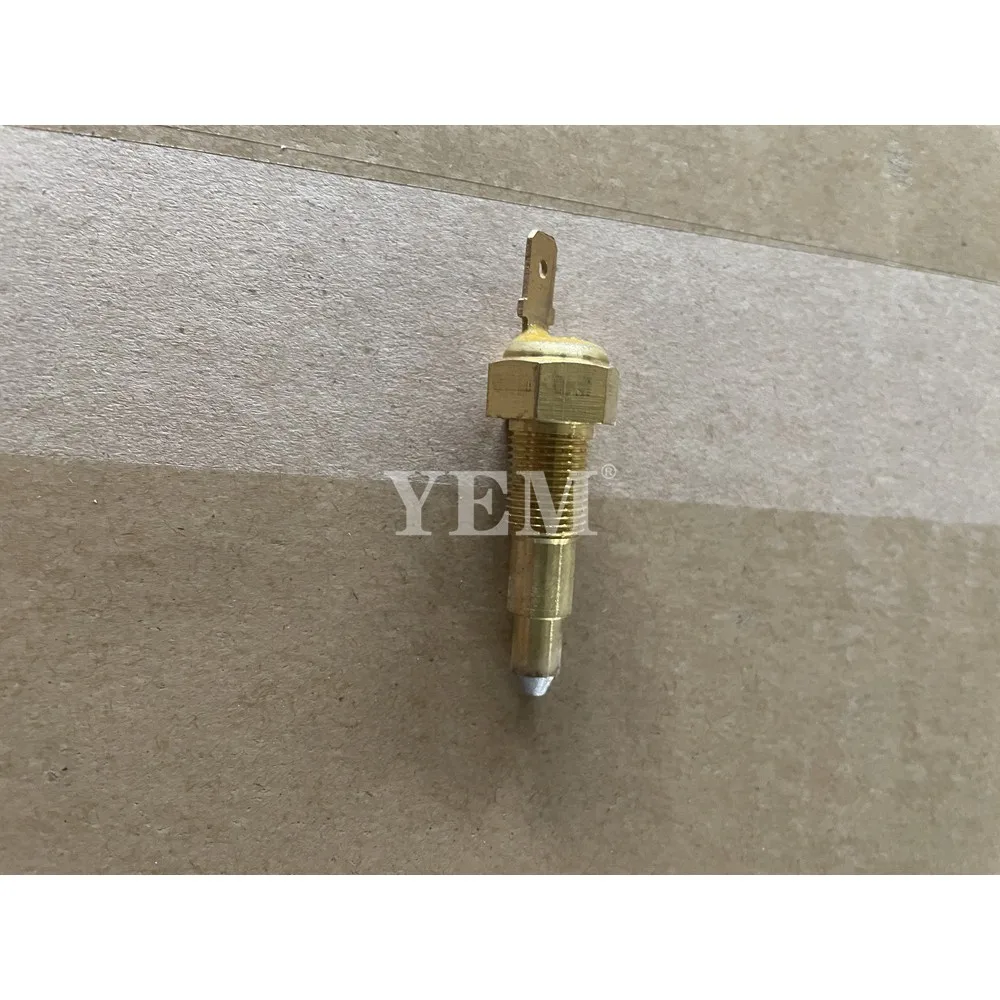 Water Temperature Sensor 16222-83040 19498-83040 for Kubota D722 Engine 4