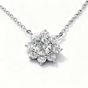 Hot Selling Fine Jewelry 925 Sterling Silver Shiny 1ct Moissanite Diamond Flower Pendant Necklace for Women