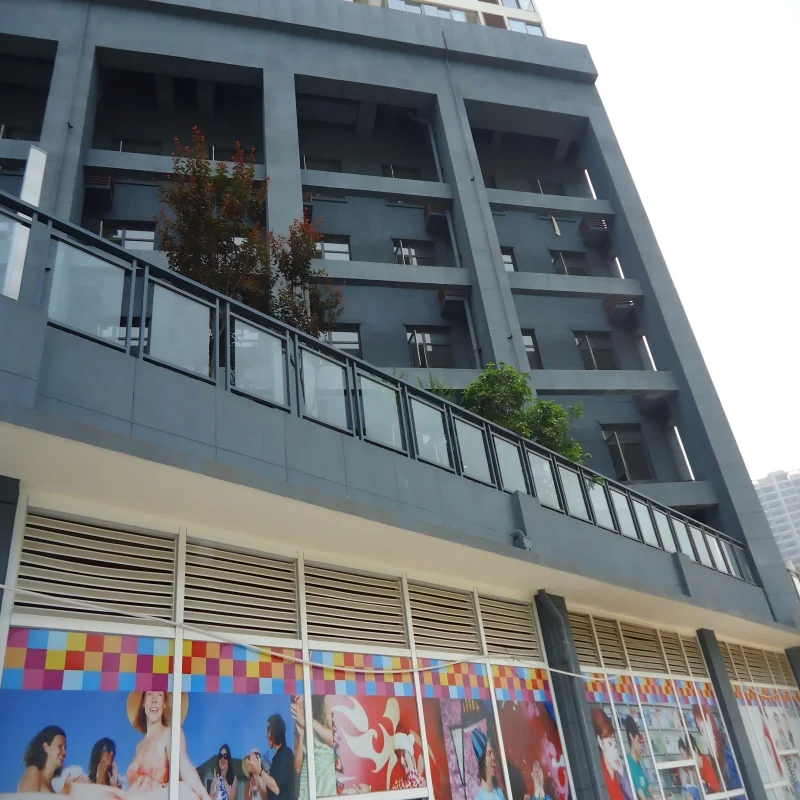 Aluminum Alloy, Glass  Balcony Railings Outdoor Folding Design with Privacy Screen for Villa Terrace Safety details