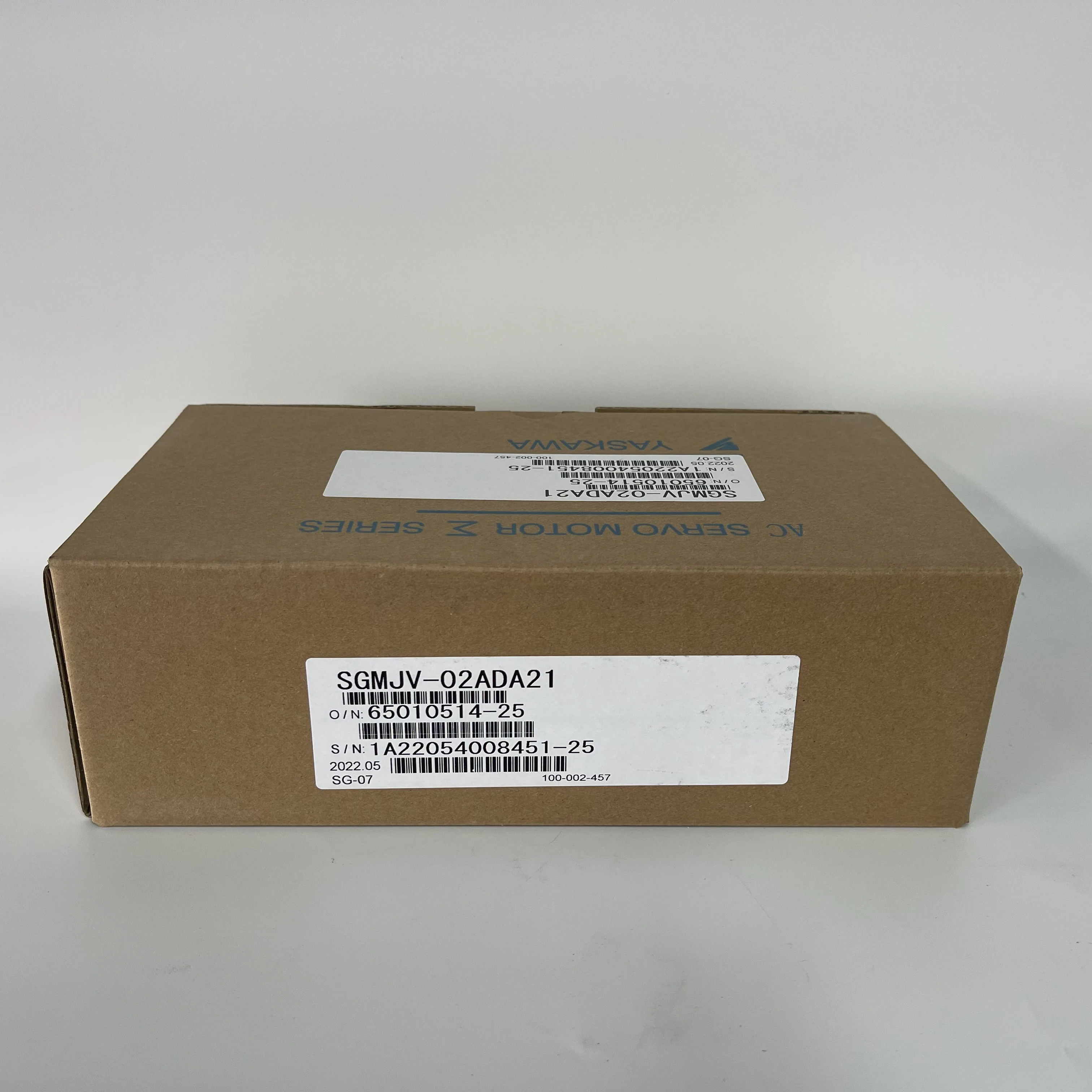 YASKAWA AC Servo Motor SGMJV-02ADA21 YASKAWA AC Servo Motor SGMJV-02ADA21