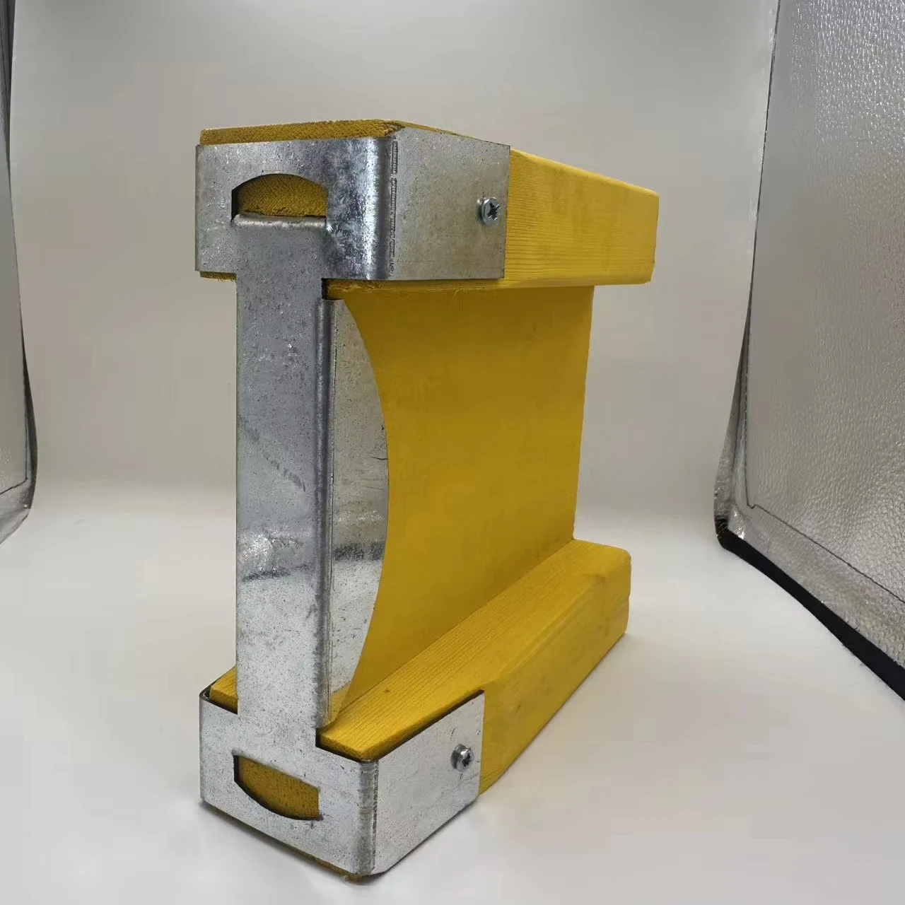 H20 Timber Beam H20 Timber Beam for Formwork Iron Head Protection