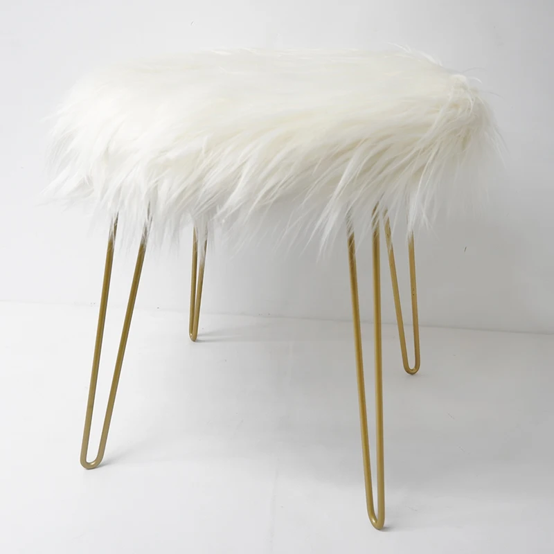 Living Room Furnitures Modern European Style Round Footstool White Faux Fur Ottoman Stool with Golden Legs