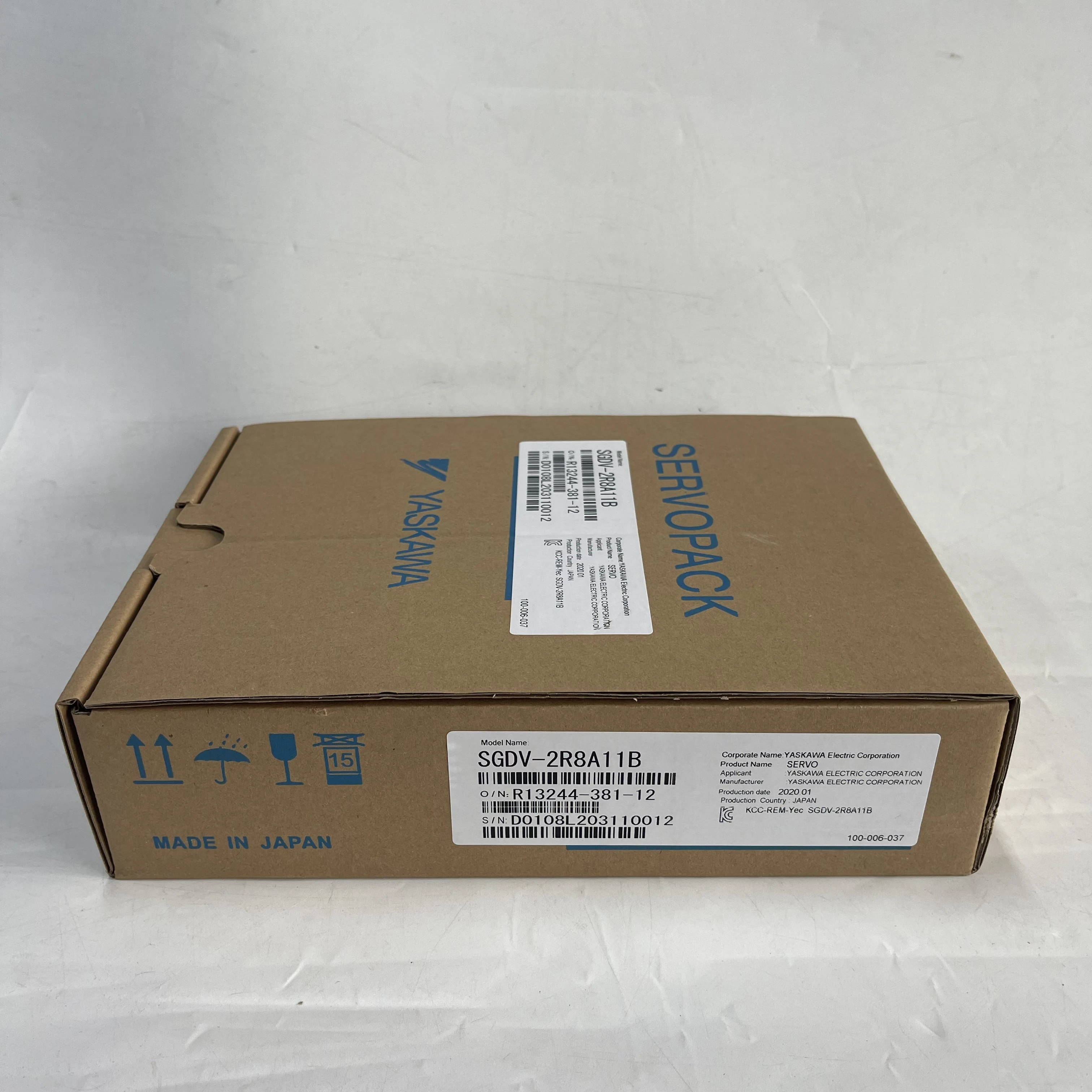 YASKAWA Servopack (Servo Driver) SGDV-2R8A11B YASKAWA Servopack (Servo Driver) SGDV-2R8A11B