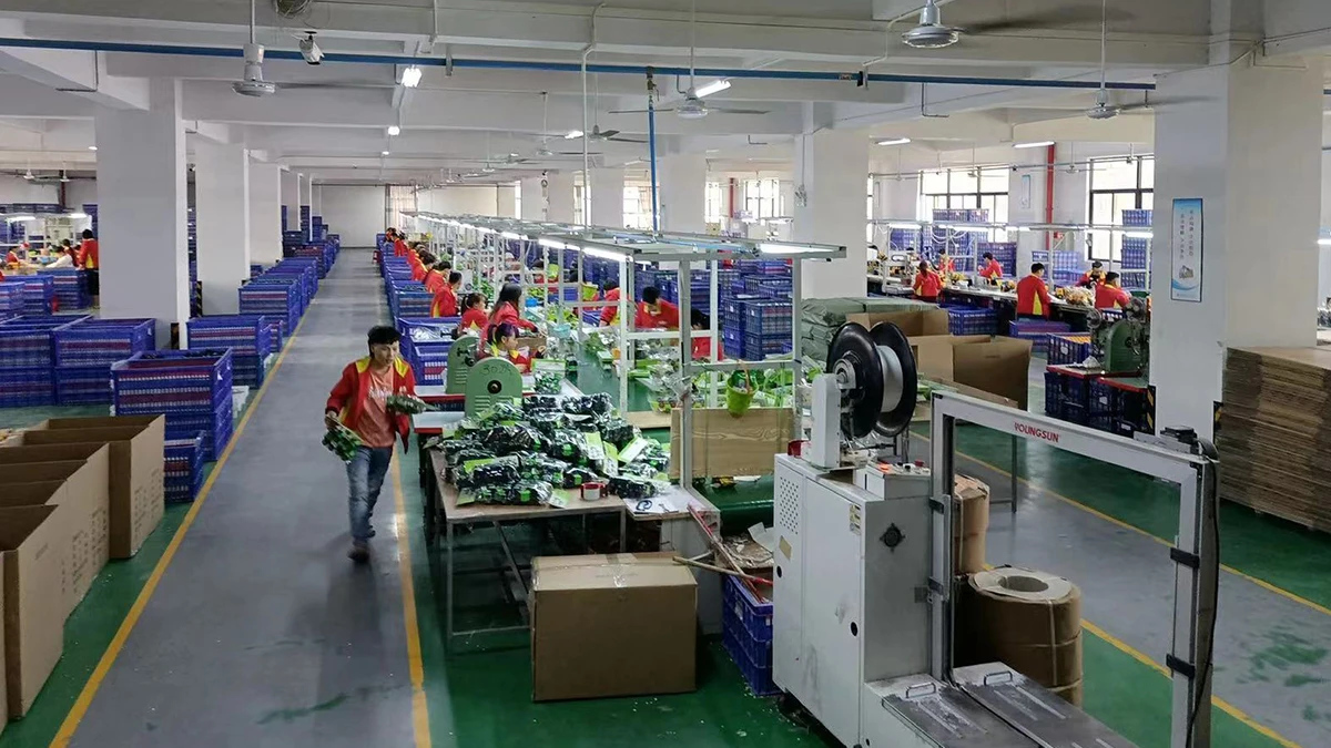 Shantou Shengqi Imp.& Exp. Trading Co., Limited 1