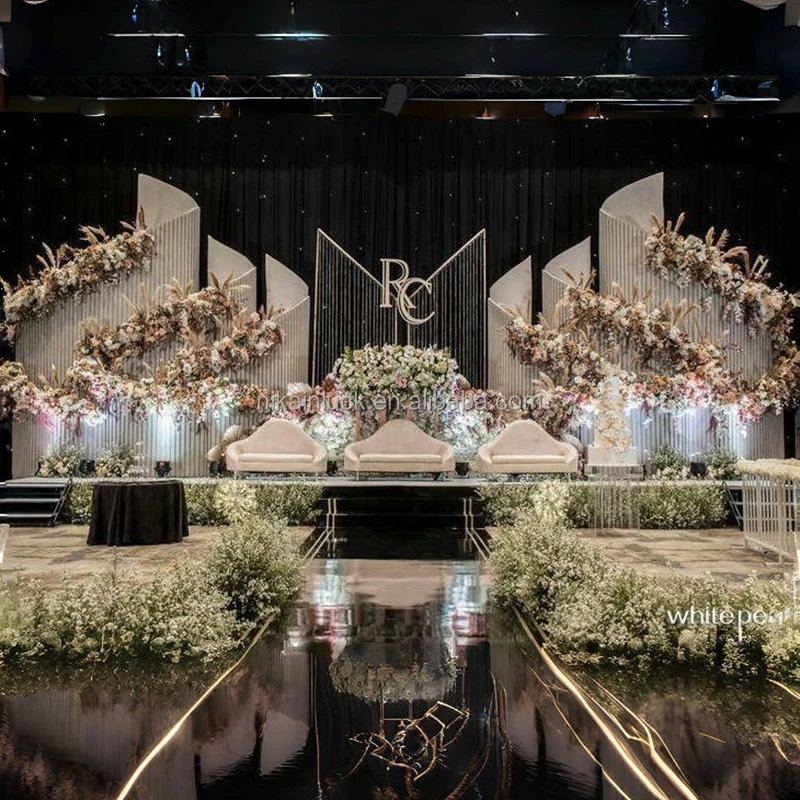 Custom Wedding Hall Backdrop Stand - White Metal Geometry Decoration ...