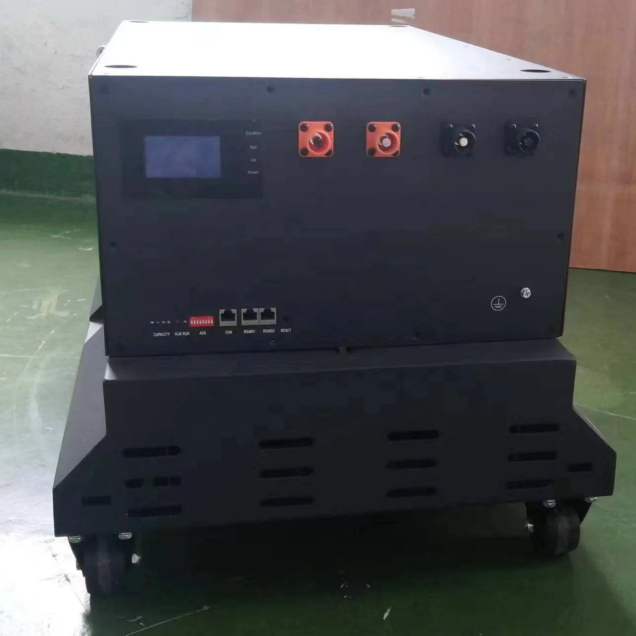 Factory Direct 48V Seplos Stackable Base Wheels Lifepo4 Battery Case and Box for Lithium Energy Storage Systems