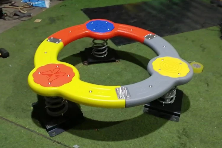 2025 New Round Spring Seat Children's Outdoor Balance Plastic Seesaw Large Outdoor Play Equipment