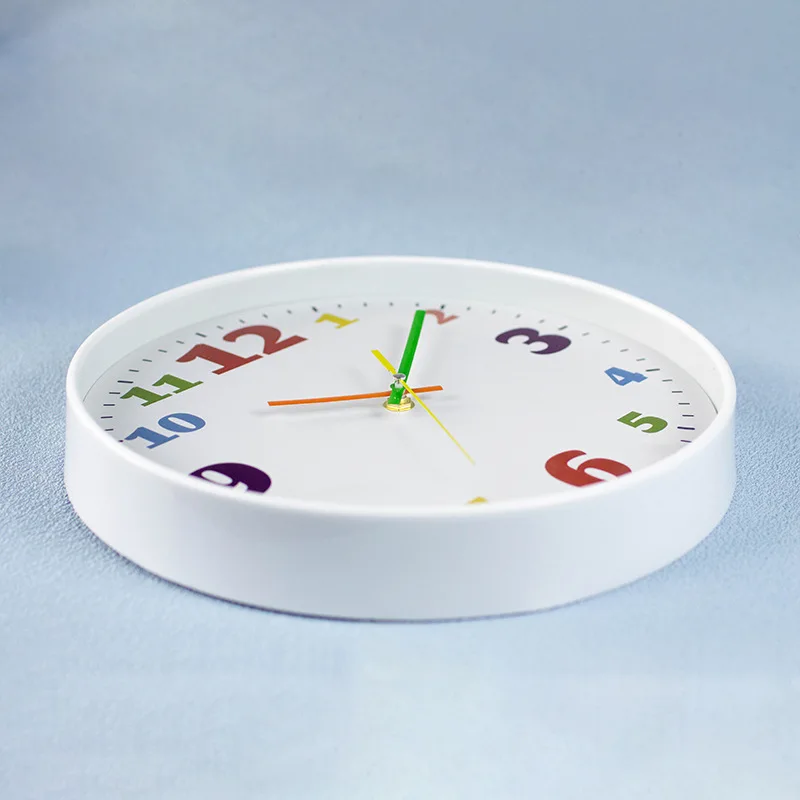 Wholesale Wholesale Home Decoration Simple Round Design 10 Inch Cheap Plastic Digital Wall Clock Customized Customized