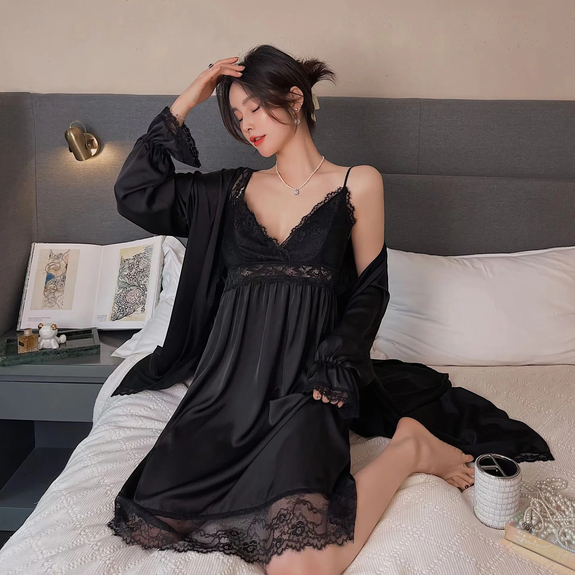 Vestido de noche Vintage de dos piezas para mujer, conjunto de Bata de seda  satinada de encaje, pijama - Main Image