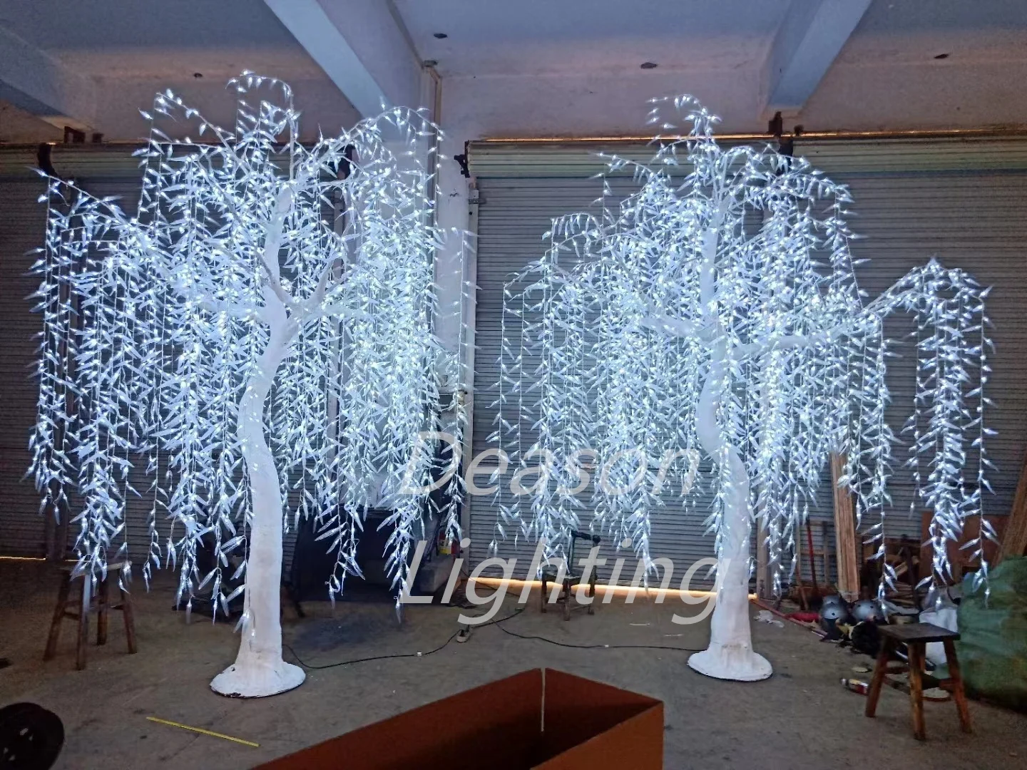 Light up Willow Tree