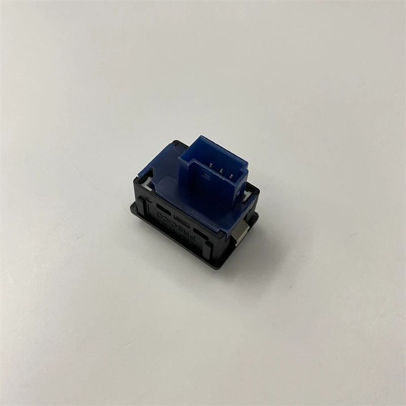 STZT 61319312899 Cover Release Switch for BMW 101 Vehicles