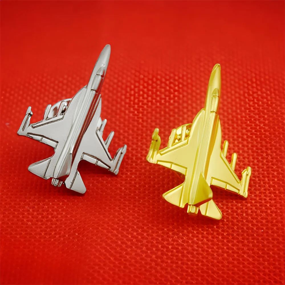 Custom Airplane Metal Lapel Pins Badges with Plastic Box Aviation Themed Collectible Pin Aviation Commemorative Badge