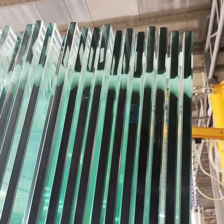 Architectural Flat & Curved Transparent Clear Glass 3mm-19mm Thickness for Outdoor & Bathroom Applications