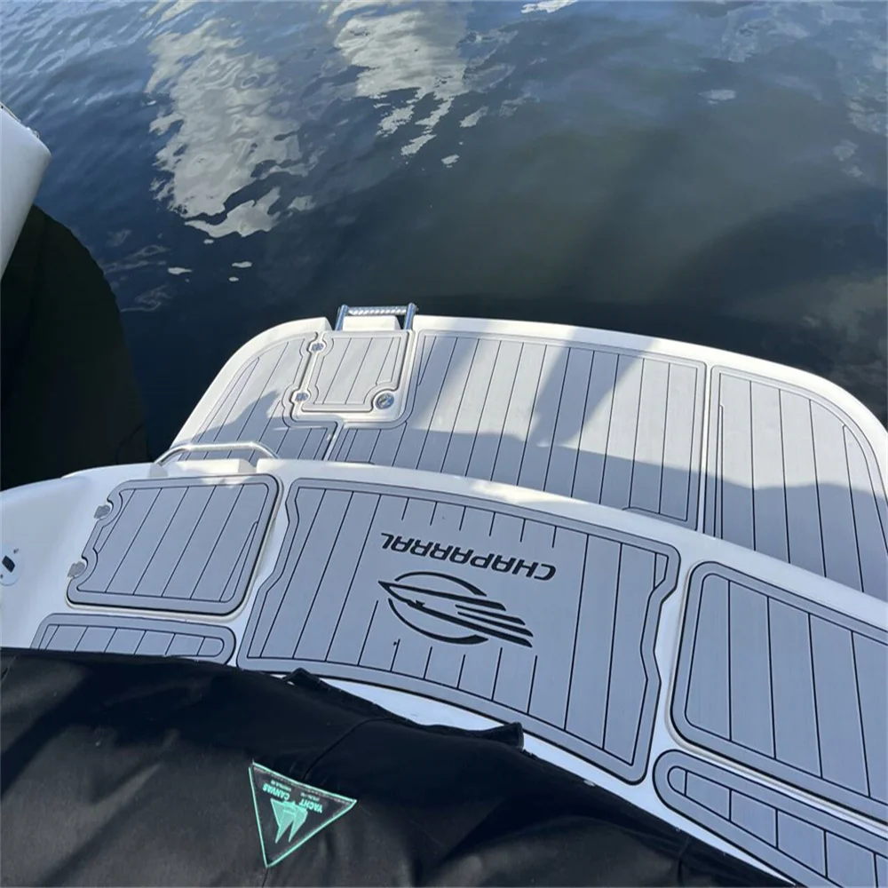 Chaparral 265 SSI Swim Platform - Seadek Marinemat Pad