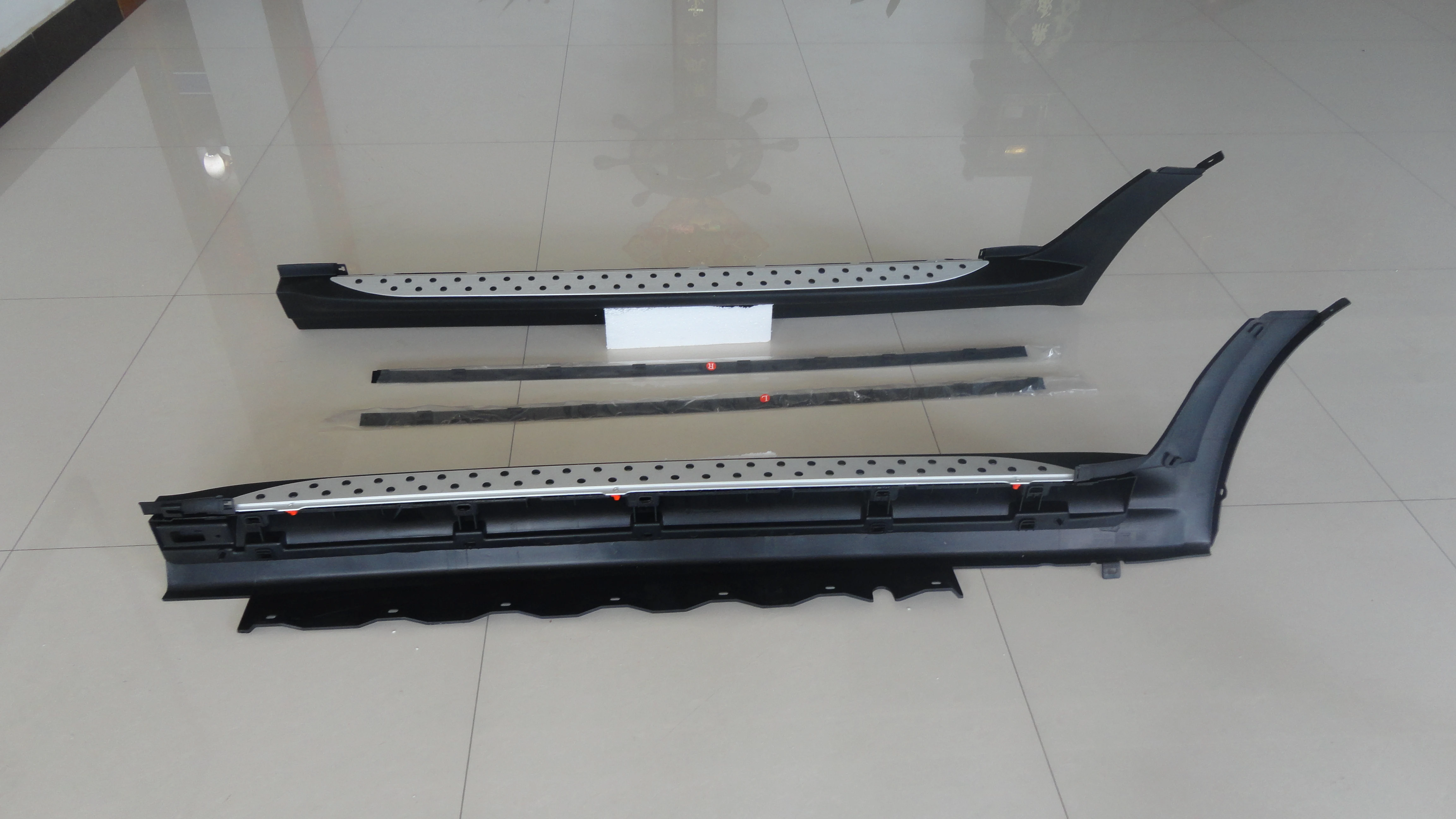 Running Boards / Side Steps / Step Bars for BMW X3 E83 2004-2010