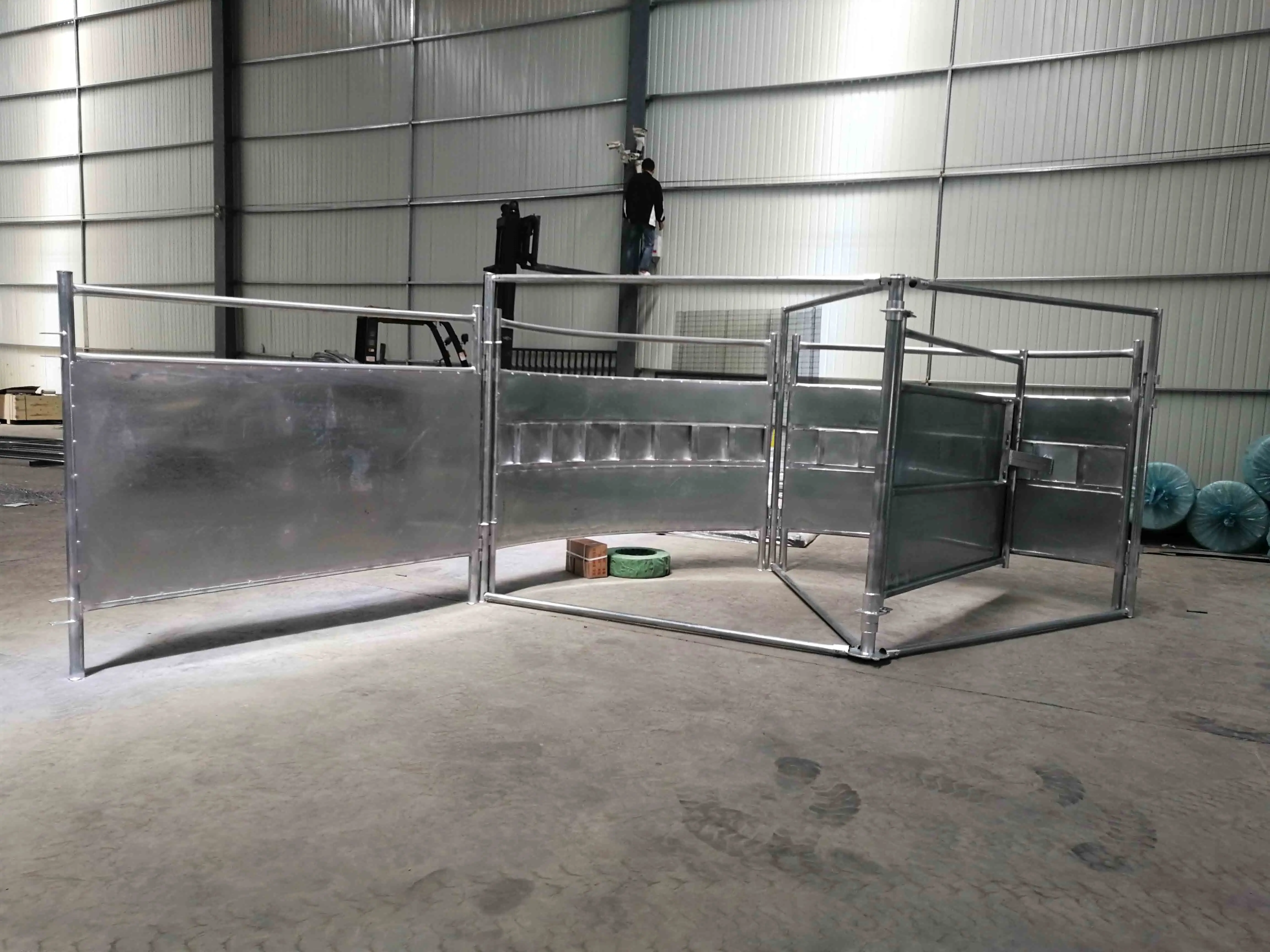 Heavy Duty Galvanized Portable Livestock Equipment Sheep Goat Farm Yard ...