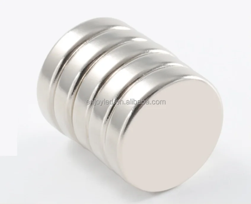 strong magnet-11.jpg