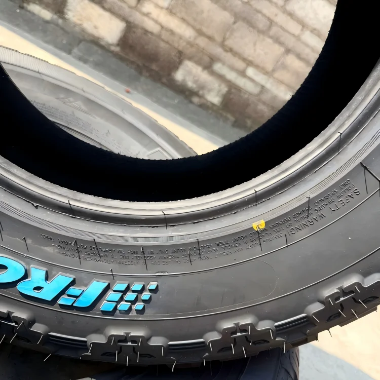 265/60R18 Extreme Mud Terrain RT Tire Heavy Duty Anti-Puncture 4x4