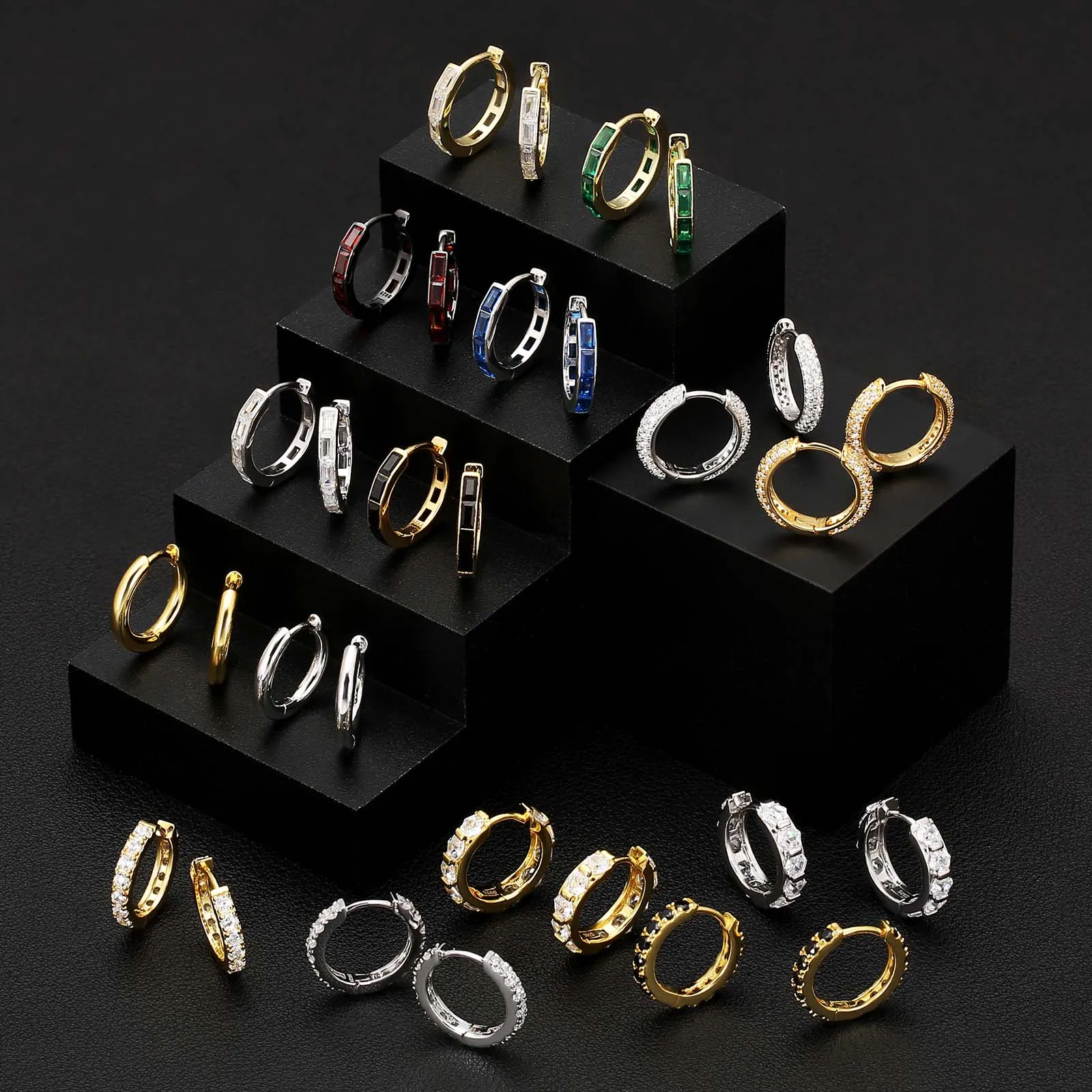 Orecchini da uomo 925 in argento sterlina 5 coppie di orecchini placcati in oro 14k per le donne rotonde e quadrate cubiche in zirconia ipoallergenici orecchini set di dimensioni 3/5/8mm, argento Orecchini da uomo 925 in argento sterlina 5 coppie di orecchini placcati in oro 14k per le donne rotonde e quadrate cubiche in zirconia ipoallergenici orecchini set di dimensioni 3/5/8mm, argento