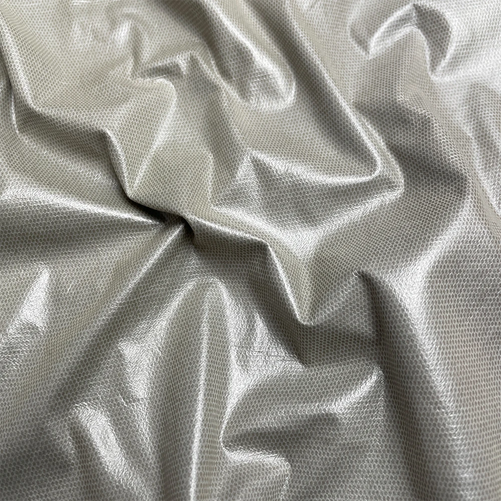 Soft Shell Fabric Waterproof Softshell Fabric for Outdoor Jacket Microfiber Peach Skin Fabric With Tpu Bonded Garment Material