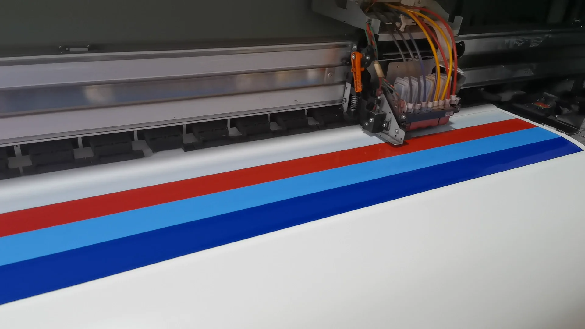 Unisign Pvc Vinyl Roll Self Adhesive Car Wrapping Film/car Wrapping