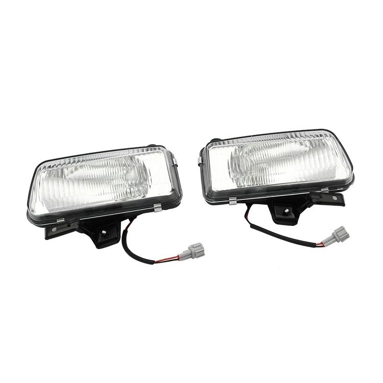 High Quality and Cheap Car Truck Parts Fog Lamp for NISSAN UD CDA451 CMA451