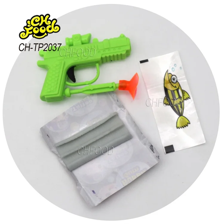 Low MOQ Wholesale 2in1 Fruity Bubble Gum with Small Plastic Toy Gun OEM Chewing Gum with Toy for Children Promotional Candy Toy