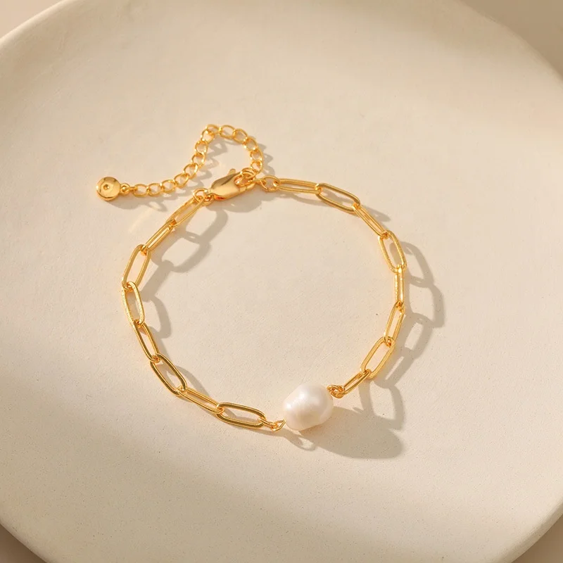 China Factory Made 18K Gold Plated Bracelet Natural Freshwater Irregular Baroqu Baroque Pearl Charm Bracelet Paper Clip Chain