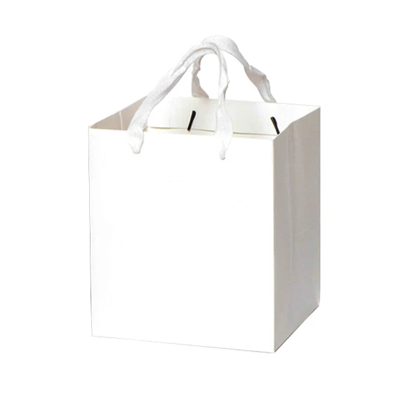 Wanwan 2Pcs Bouquet Bag Exquisite Shape Waterproof Lightweight Bouquet  Paper Bag DIY Supplies Tote Bag Wedding Supplies 