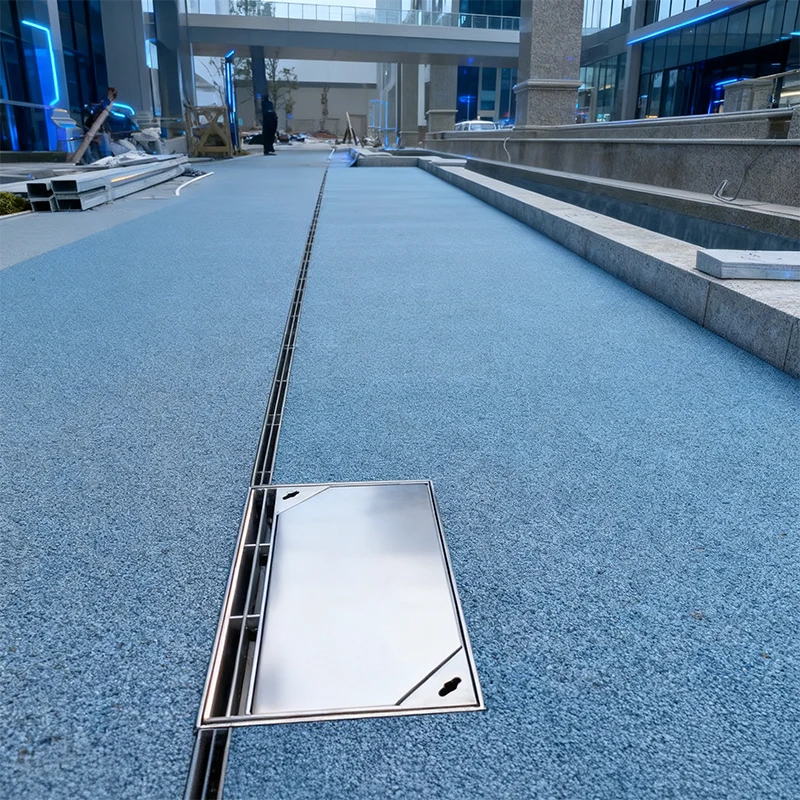 Inspection cover for side seams of office buildings
