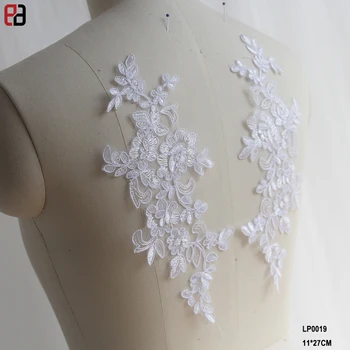 Customized Top Fashion Lace Embroidery Flower Pair Applique Lace in Colors