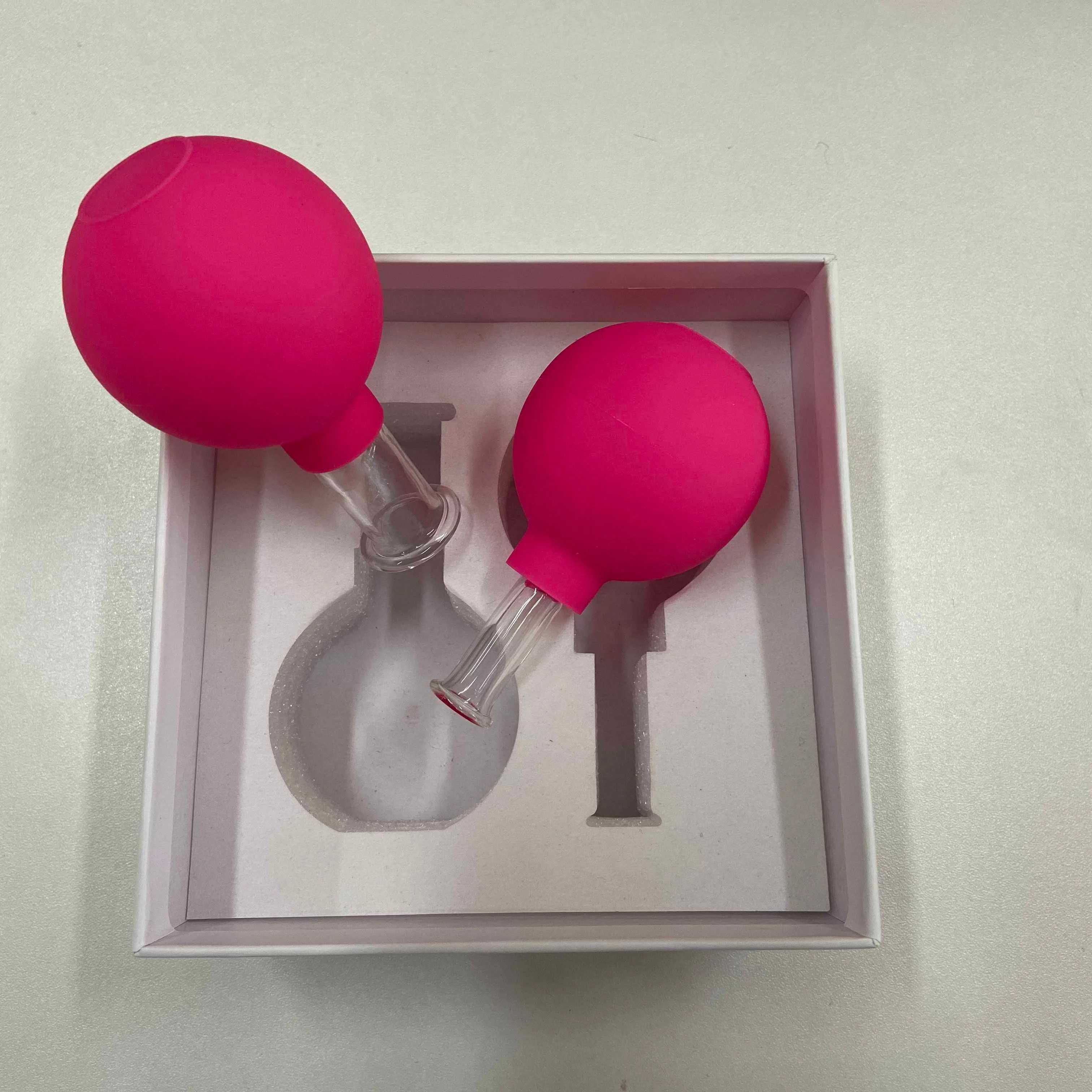 آخرین اخبار شرکت لیوان ماساژ مکش مکش صورت برای ماساژور لنفاوی فاشیای بدن و ضد سلولیت چروک  4