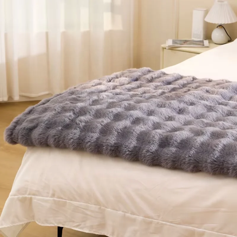 Faux Rabbit Fur Double Snuggle Blanket with Large Bubbles Skin-Friendly Warmth Cover Blanket Sofa Throw Electric Blanket 4