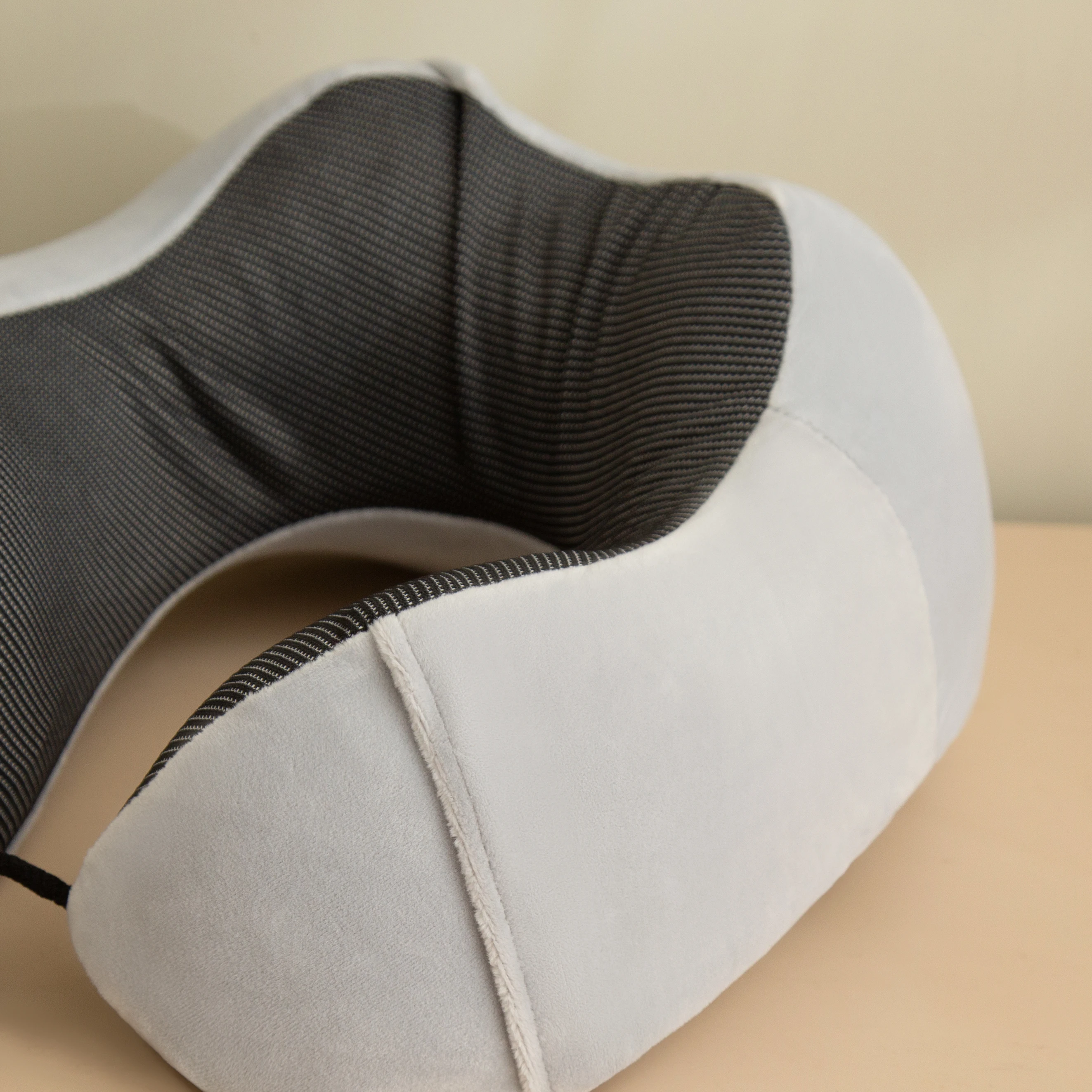 Yizhen Customized Memory Foam Hump U Shape Travel Pillow for Neck Support