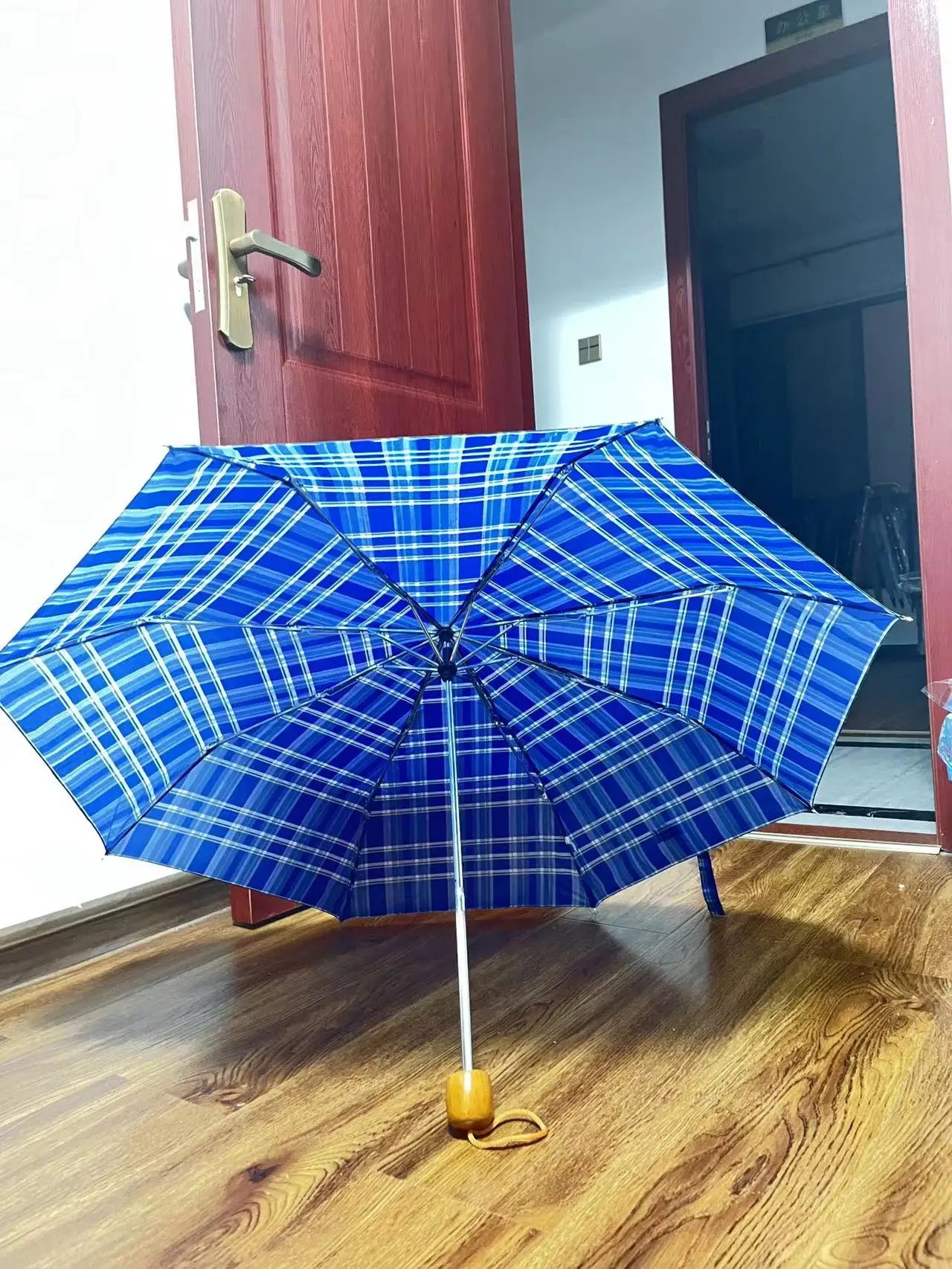 Sunday Cheap Price Windproof High Quality Sunshade Compact Rain Windproof 3 Folding Umbrella