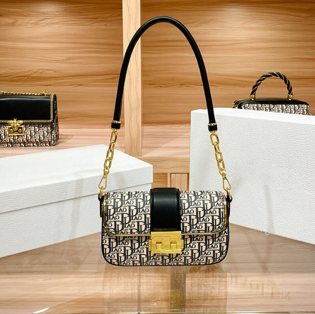 Stylish Women Designer Handbags Luxury Handbags Women's Letter Straps Wallets and Handbags 2023 Luxury Products